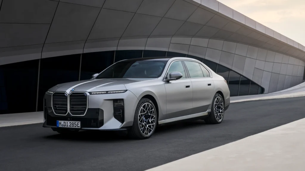 The Neue Klasse 7 Series: BMW’s $100,000 Gamble on the Future of Luxury
