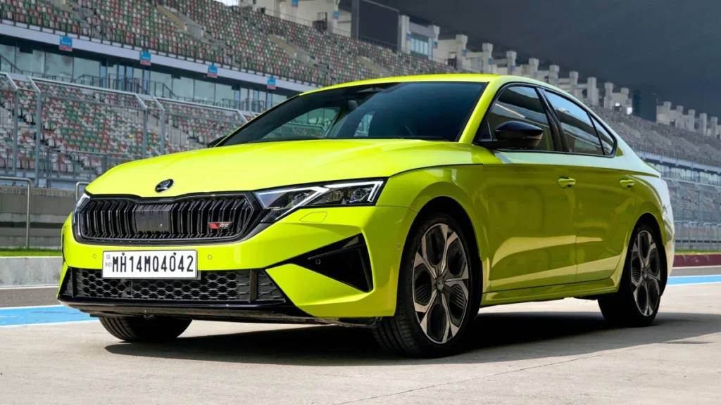 Skoda Octavia Double Down: Full-Hybrid and PHEV Powertrains Confirmed