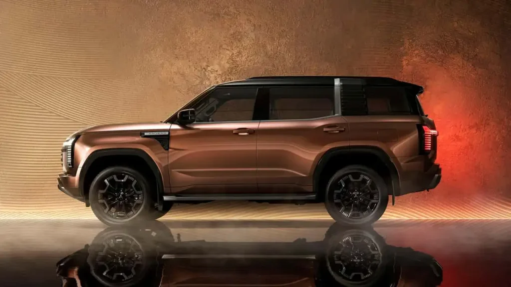 Mitsubishi Pajero 2027