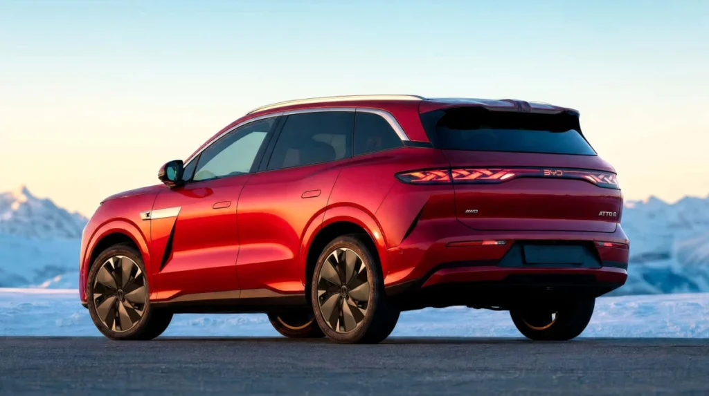 BYD Atto 8 Paris